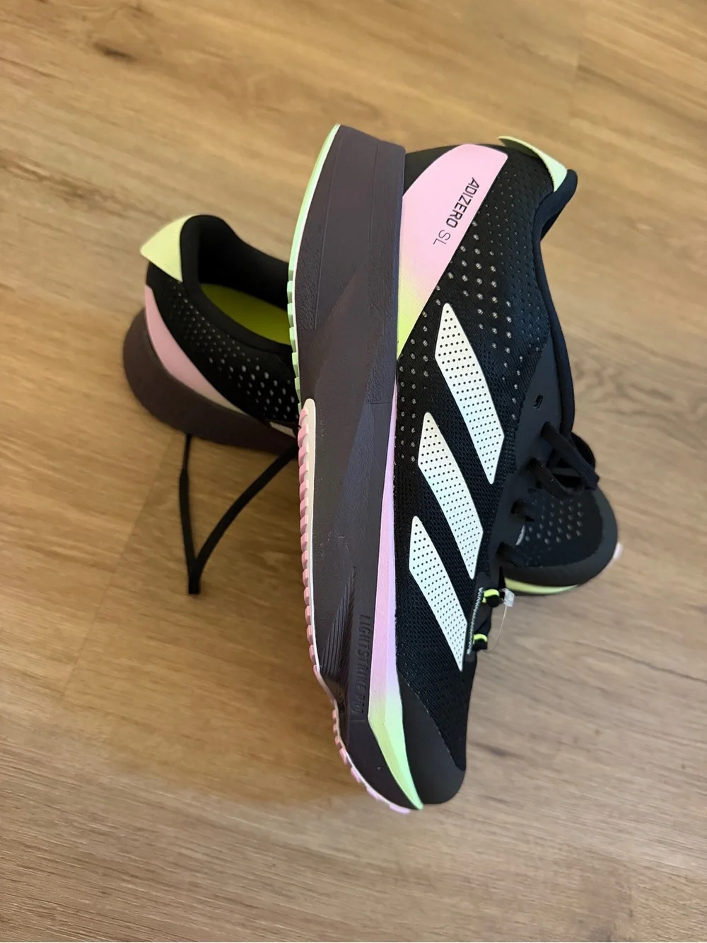 NEW ✨ Adidas Adizero SL - Women's 9.5 / Men's 8 - Black / White - NEW ✨